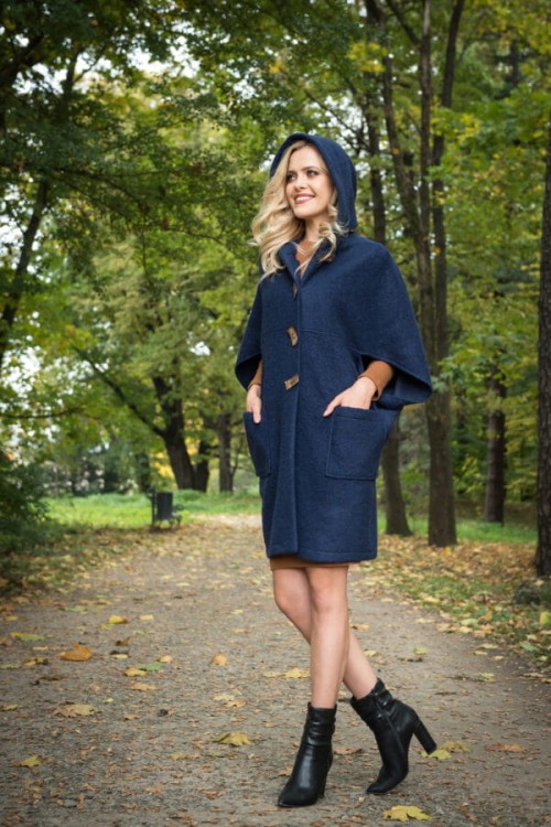 Maleni poncho Claudia 1.jpg