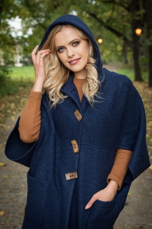 Maleni poncho Claudia 2.jpg