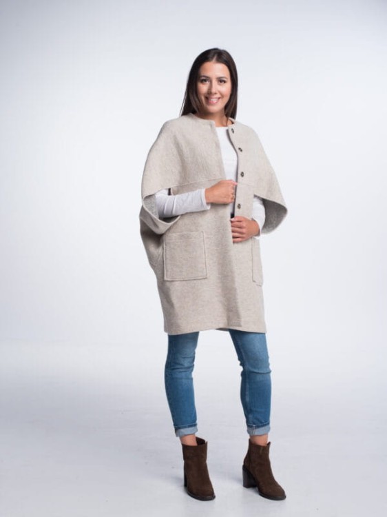 Maleni poncho Claudia bez kaptura beż 2.jpg