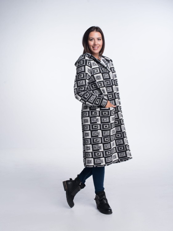 Maleni sweter Fantasy czarno biały wzór 3.jpg