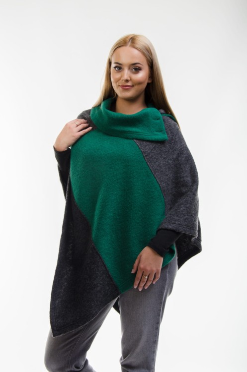 Maleni poncho Tres butelkowa zieleń 4.jpg