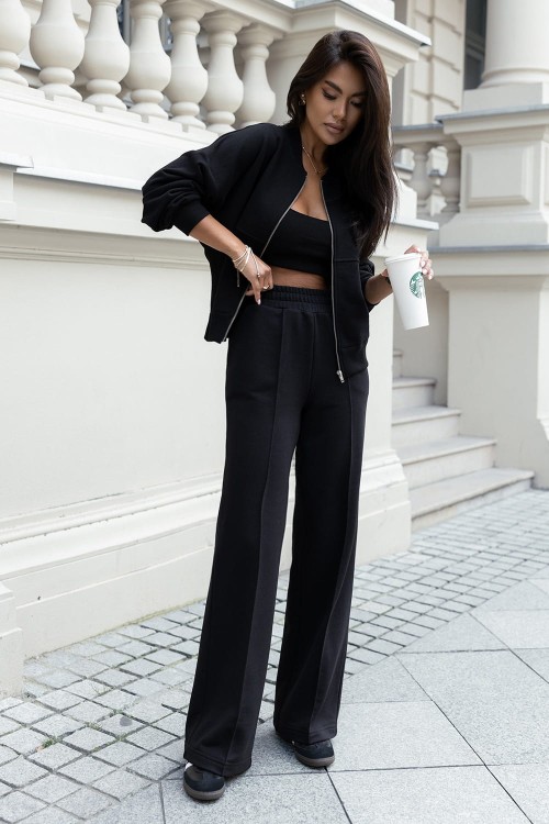 Czarny krótki top KIM-4 3276  | 1431-XS/S