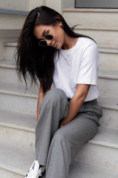 Klasyczny biały t-shirt z haftem-8 3296  | 1418-S