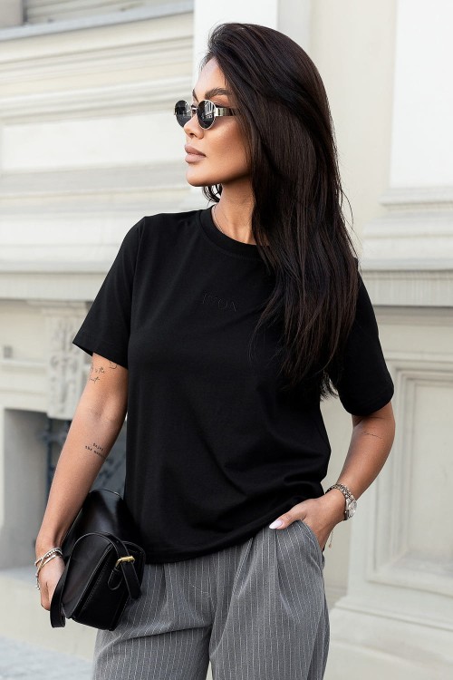 Klasyczny czarny t-shirt z haftem-1 3297  | 1425-S