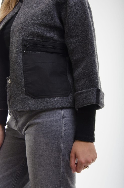 Maleni żakiet Dalia grafit 4.jpg