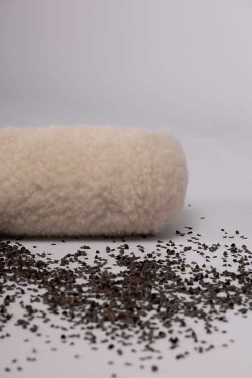 Wełniany wałek z łuską gryki