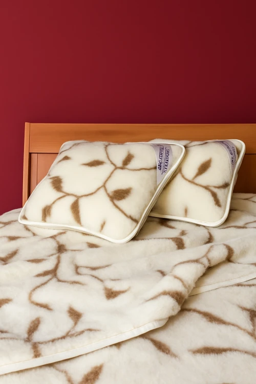 Maleni poduszka Ecowool w listki 2