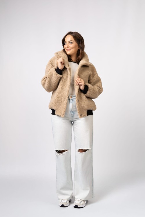 Maleni Wełniana kurtka bomberka z baranka – FARO krótka kurtka 100% wełna beżowa