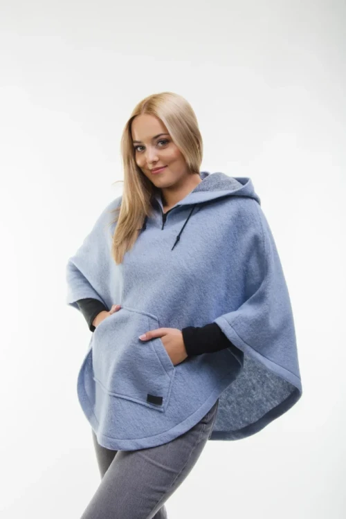 Maleni poncho kangurek