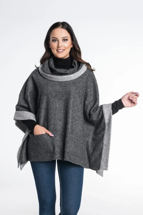 Grafitowe ponczo damskie oversize z 100% wełny – Greta Maleni (3).webp