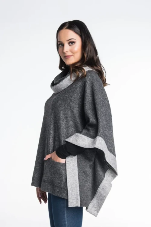 Grafitowe ponczo damskie oversize z 100% wełny – Greta Maleni (4).webp