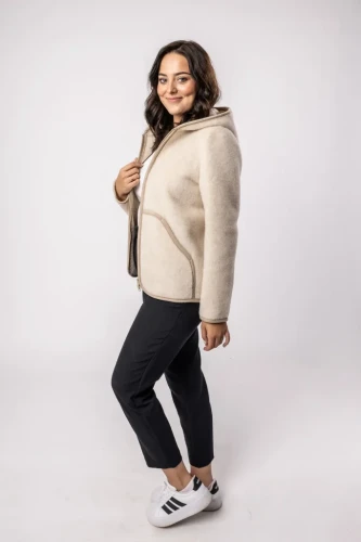 Bluza Somple bezowa Maleni (2).webp