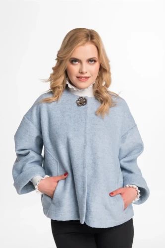 Lekka kurtka Monika błękitna Maleni (4).webp