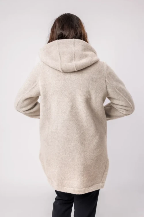 bluza-eliza-bezowa-3-683x1024.webp