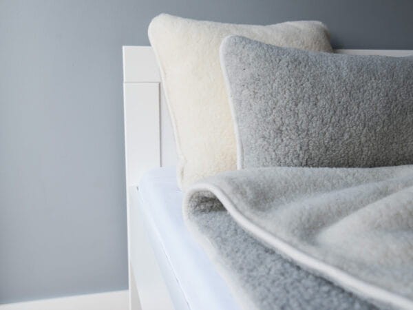 Maleni-Kołdra-Ecowool-szara-1