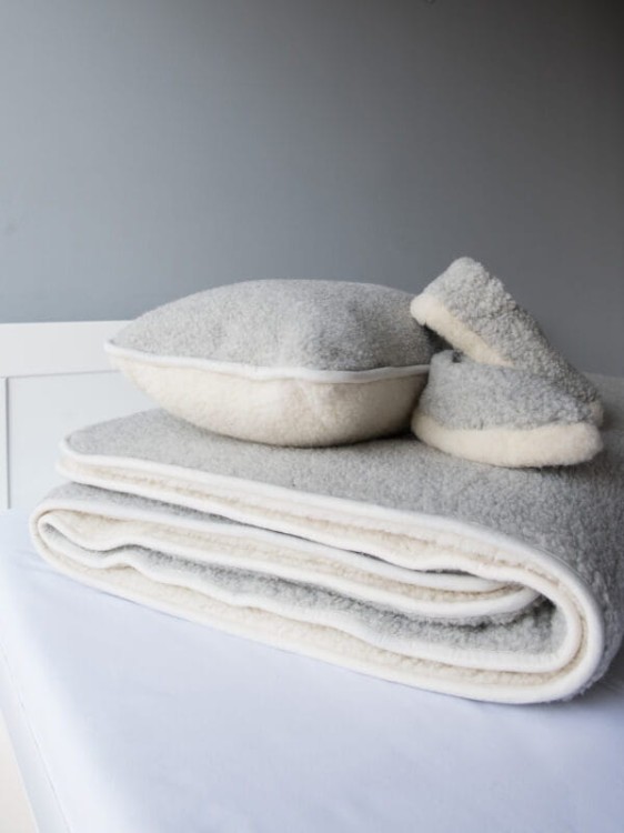 Maleni-Poduszka-Ecowool-szara-3